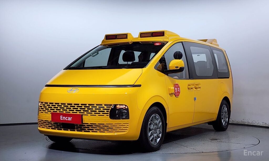 Hyundai Staria 2025