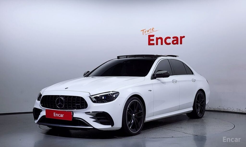 Mercedes-Benz E-Class 2021