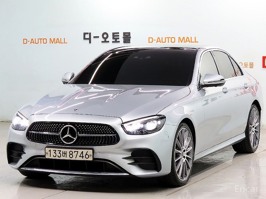 Mercedes-Benz E-Class 2022