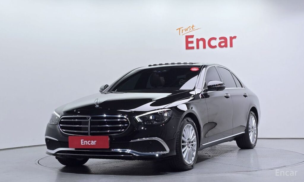 Mercedes-Benz E-Class 2023