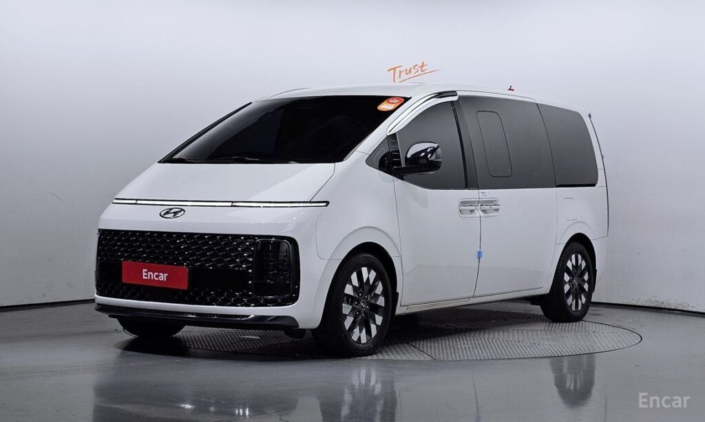 Hyundai Staria 2022
