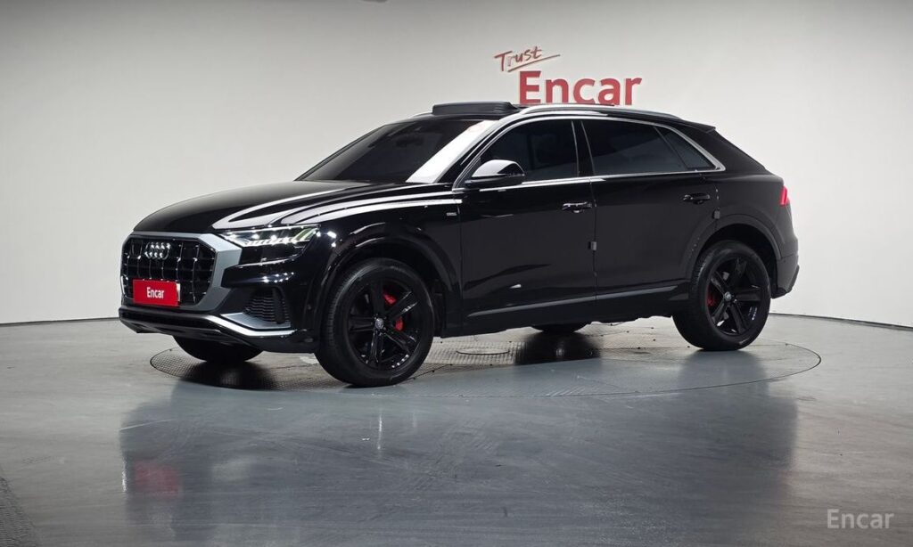 Audi Q8 2021