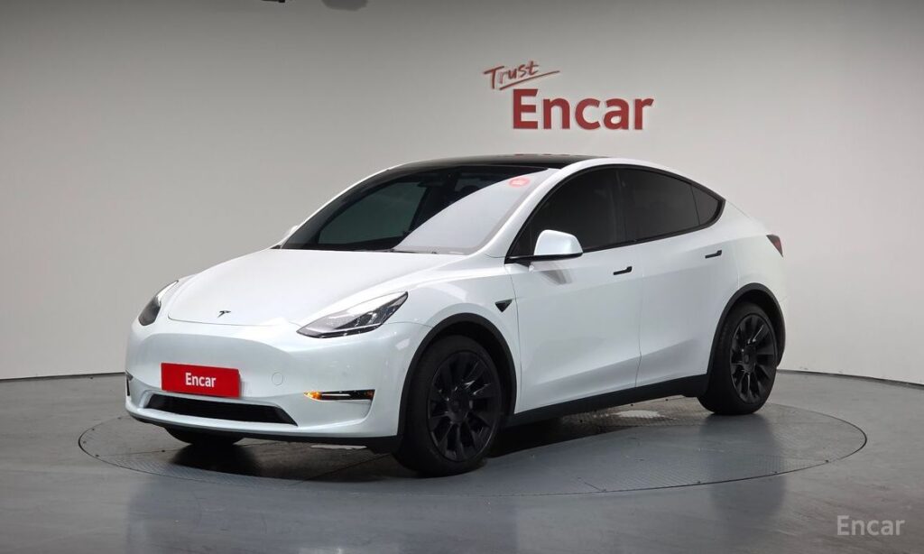 Tesla Model Y 2021