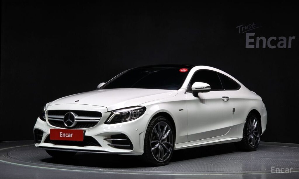 Mercedes-Benz C-Class 2021