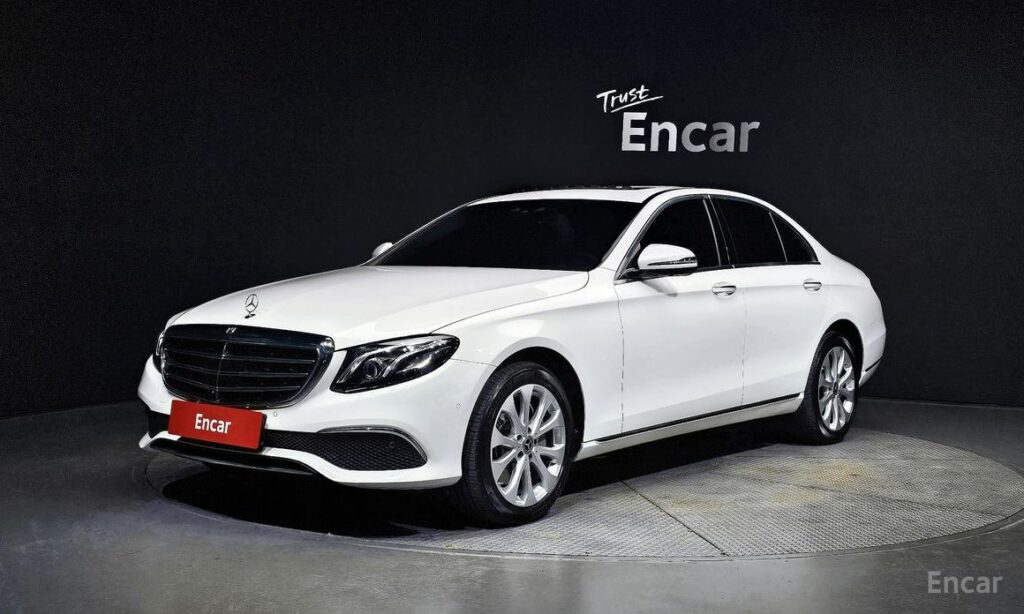 Mercedes-Benz E-Class 2020