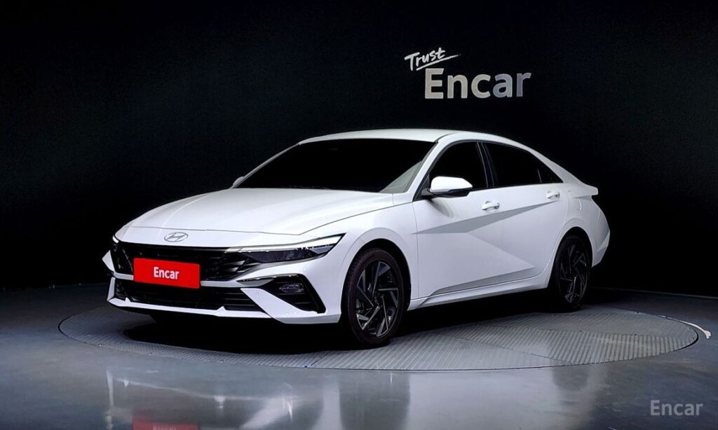 Hyundai AVANTE 2025