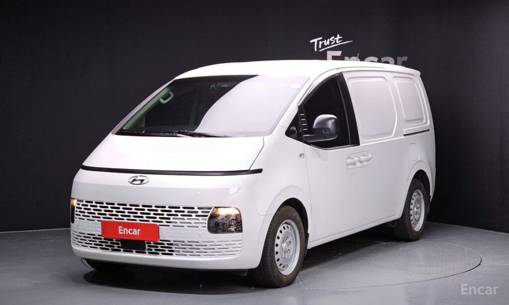 Hyundai Staria 2023