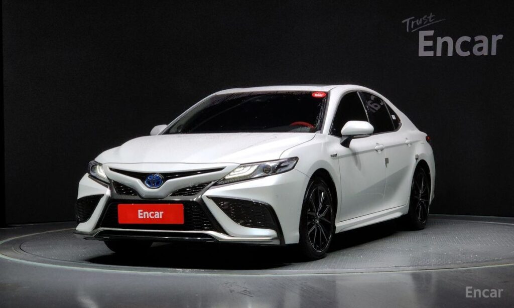Toyota Camry 2024