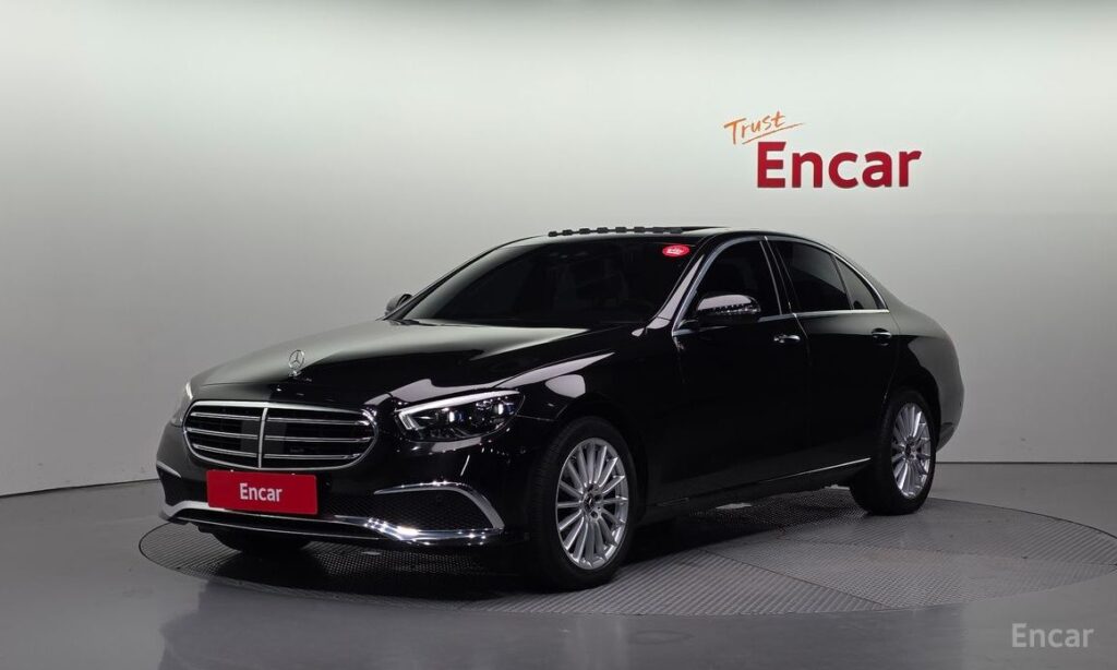 Mercedes-Benz E-Class 2021