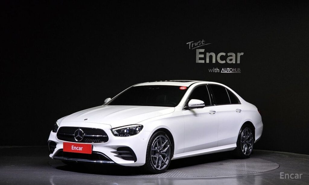 Mercedes-Benz E-Class 2021