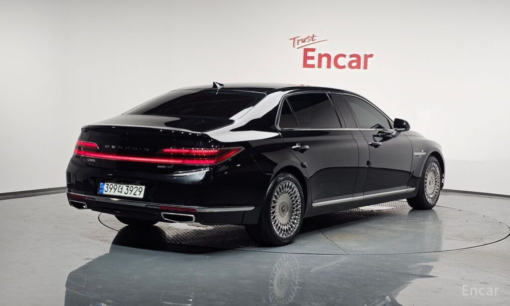 Genesis G90 2020