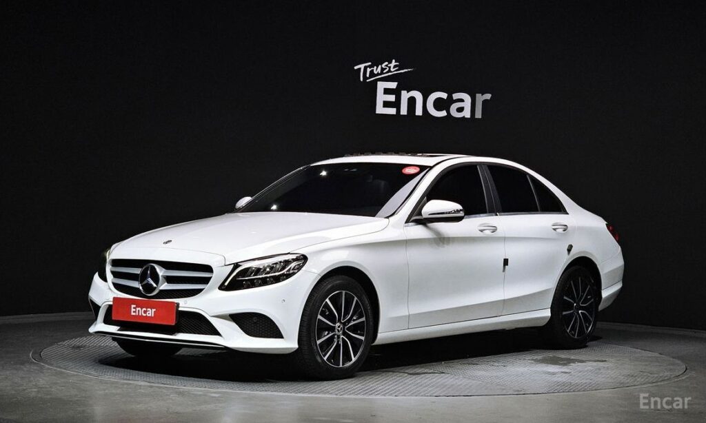 Mercedes-Benz C-Class 2020
