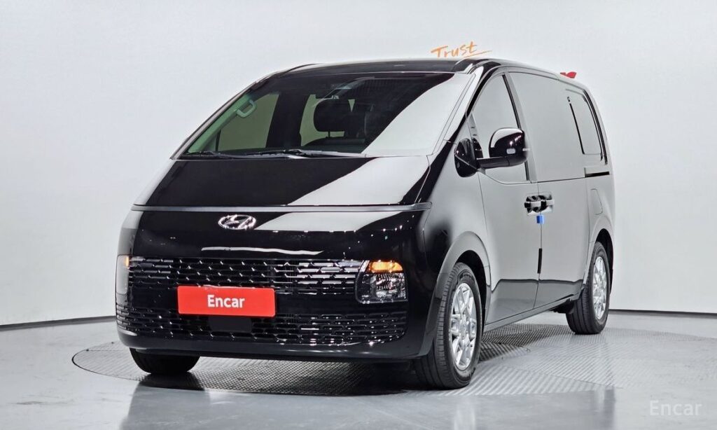 Hyundai Staria 2023