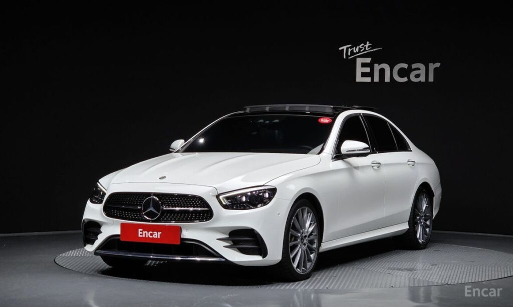 Mercedes-Benz E-Class 2021