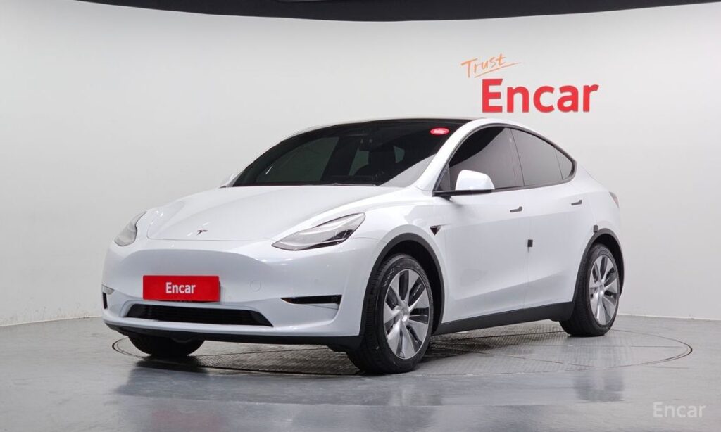 Tesla Model Y 2021