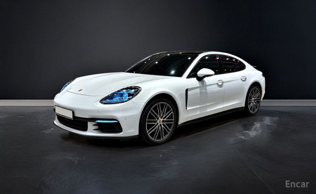 Porsche Panamera 2020