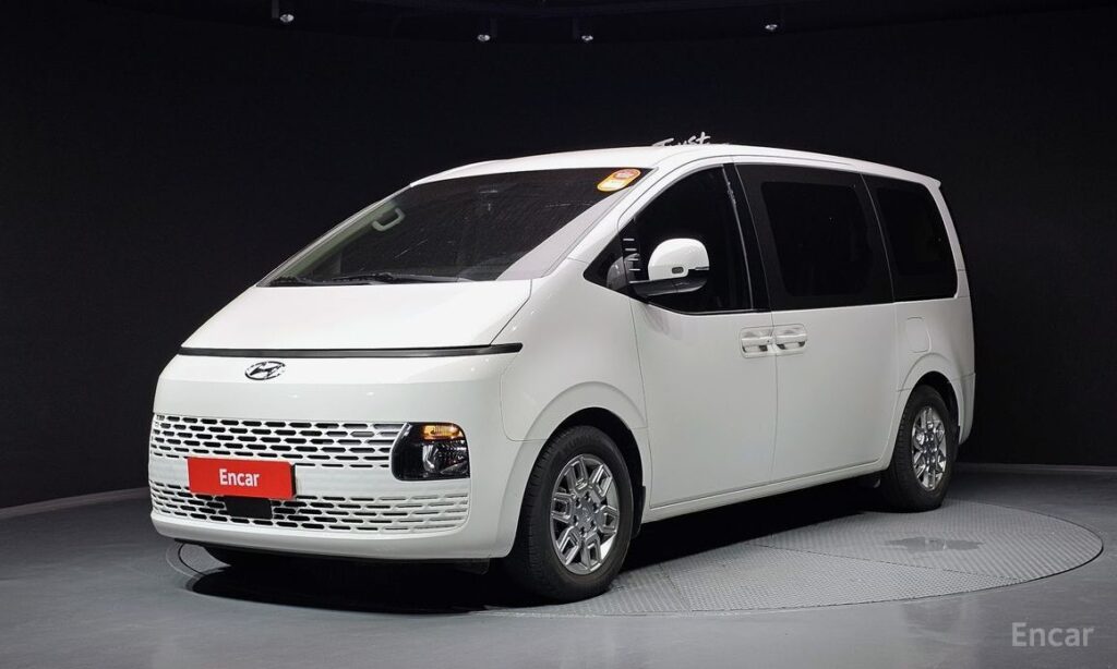 Hyundai Staria 2022