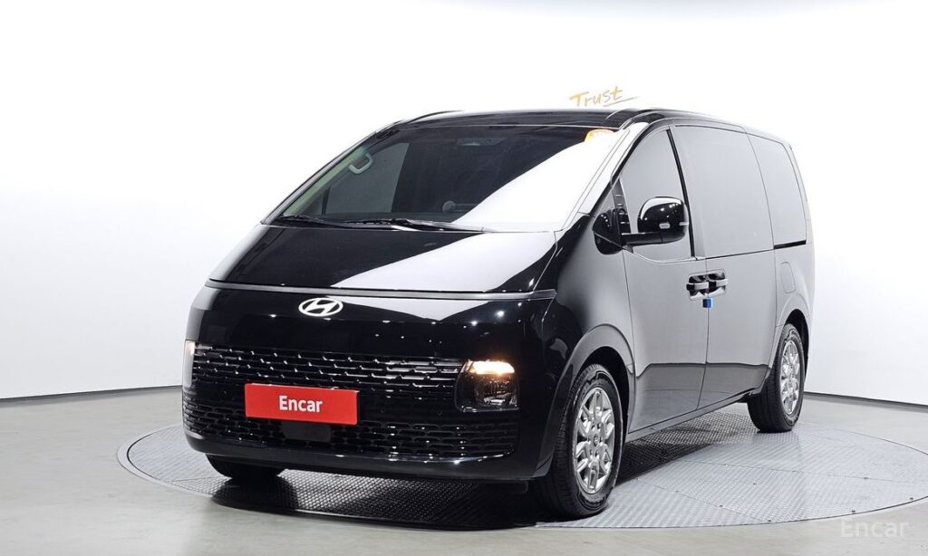 Hyundai Staria 2025