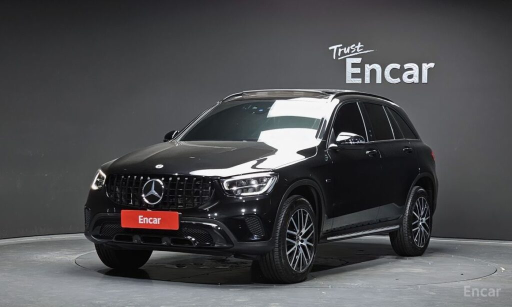 Mercedes-Benz GLC-Class 2021