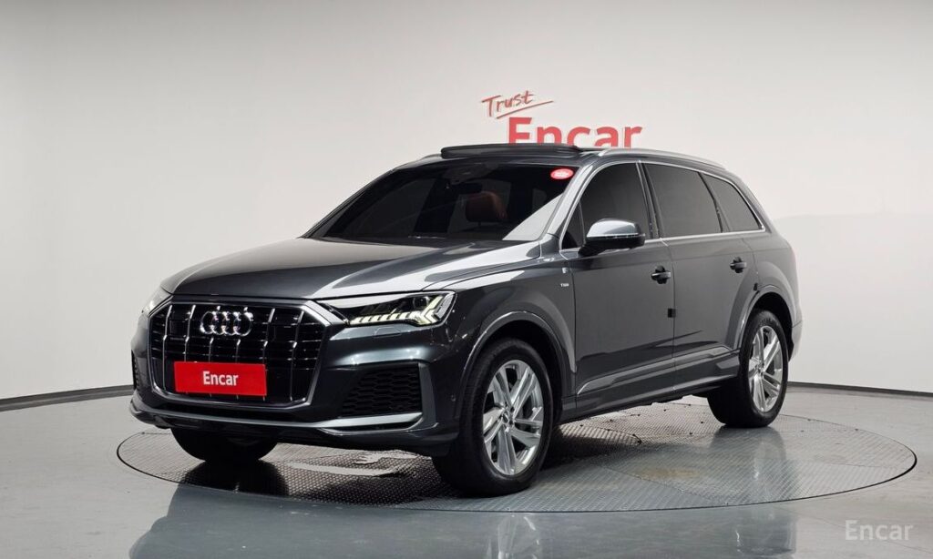 Audi Q7 2021