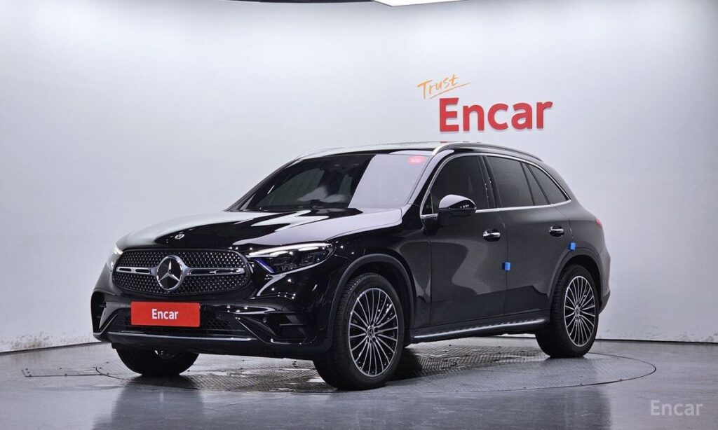 Mercedes-Benz GLC-Class 2023