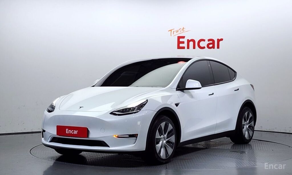 Tesla Model Y 2022