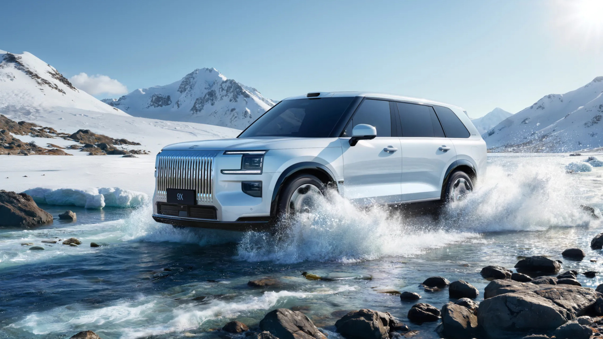 Zeekr 9X — первый гибрид премиального бренда. Стоит ли покупать?