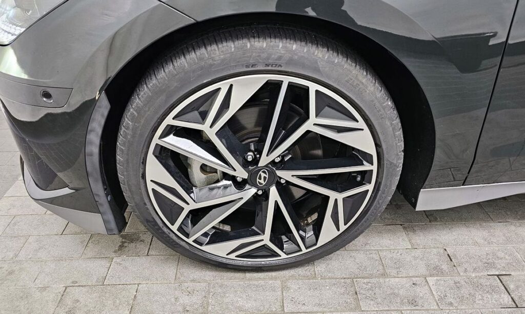 Фото автомобиля