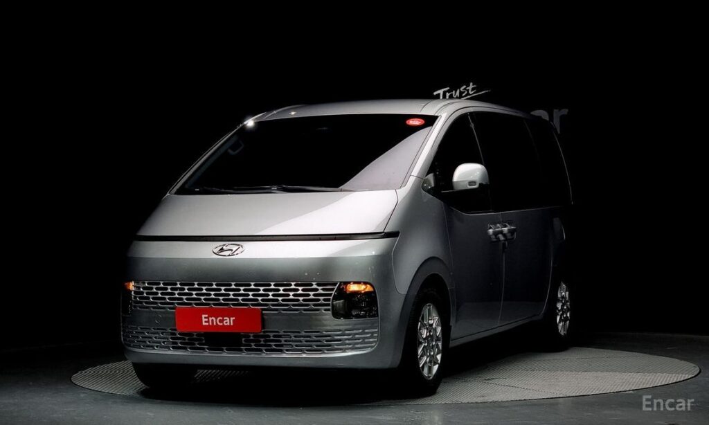 Hyundai Staria 2022