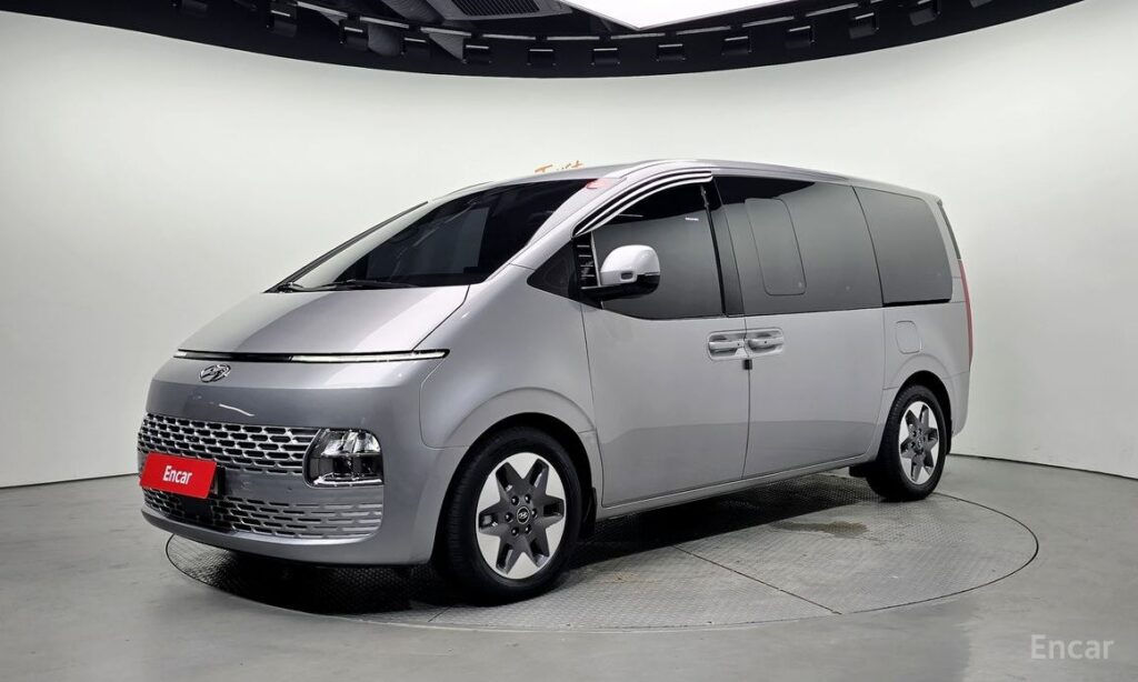 Hyundai Staria 2022