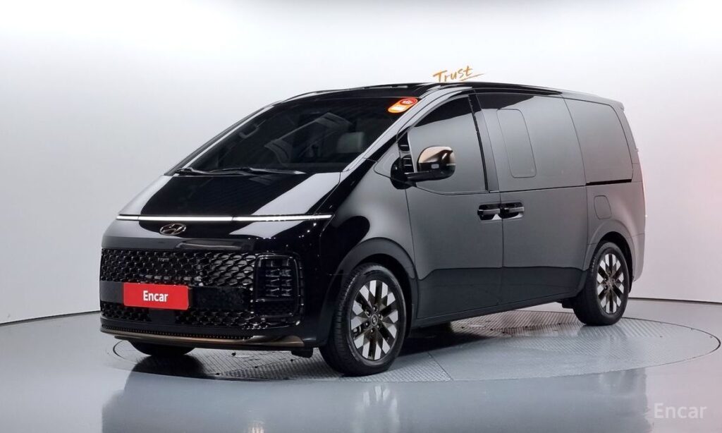 Hyundai Staria 2024