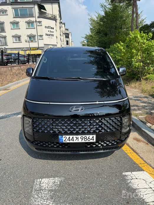 Hyundai Staria 2025