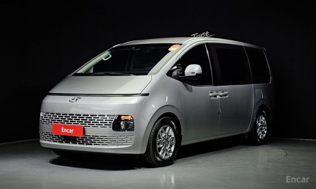 Hyundai Staria 2022