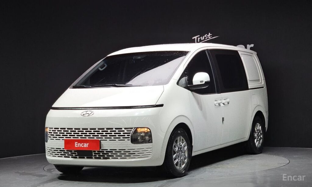 Hyundai Staria 2022