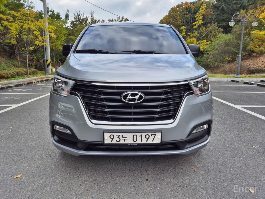 Hyundai Starex 2021