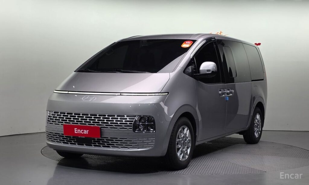 Hyundai Staria 2025