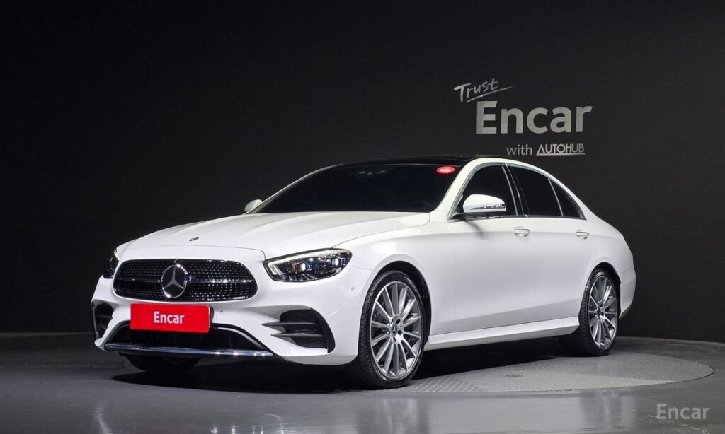 Mercedes-Benz E-Class 2021
