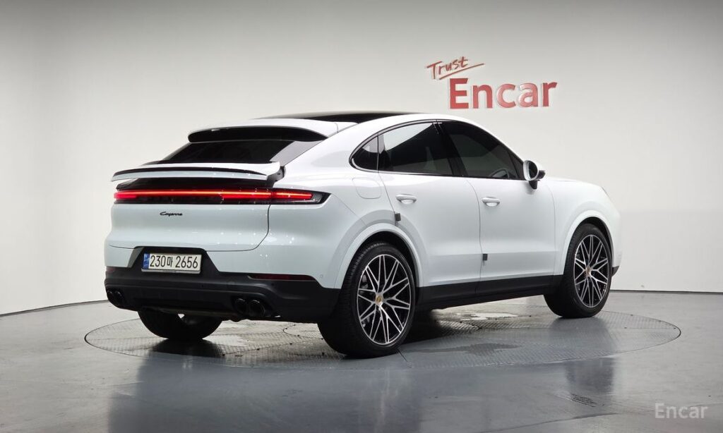 Porsche Cayenne 2024