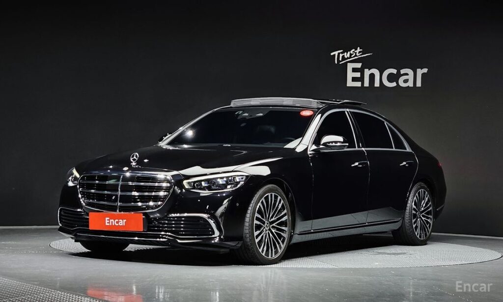 Mercedes-Benz S-Class 2024