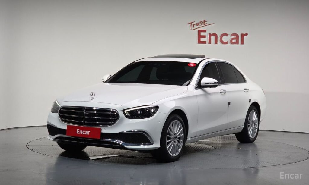 Mercedes-Benz E-Class 2021