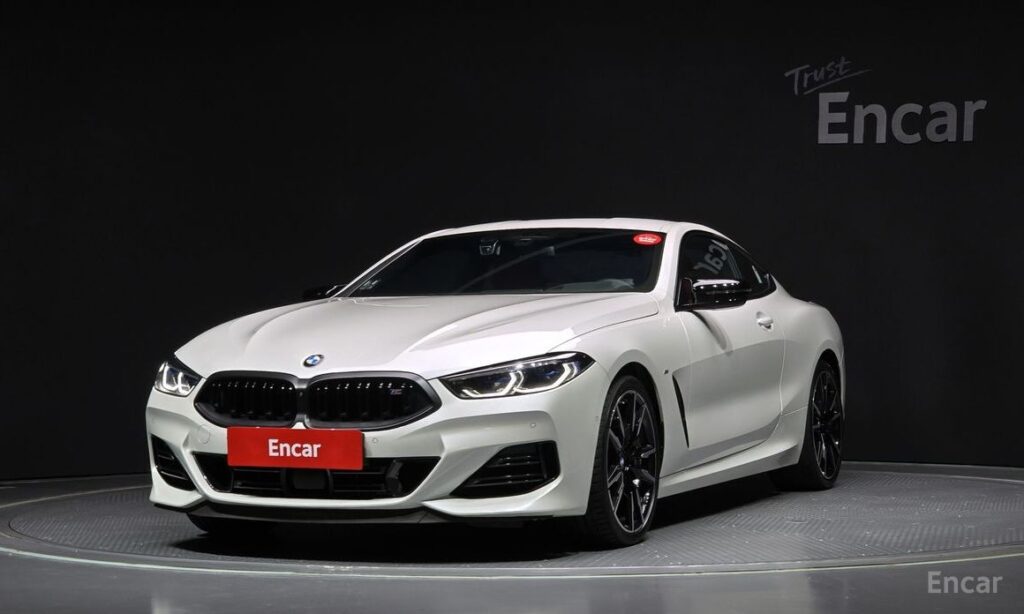 BMW 8-Series 2025