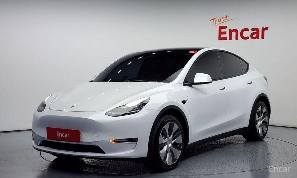 Tesla Model Y 2021
