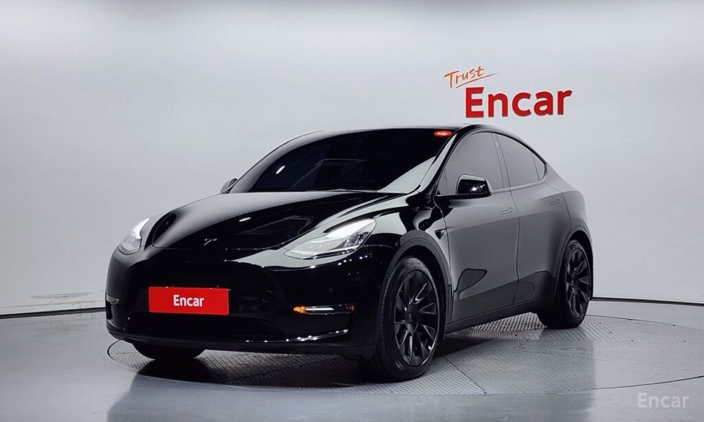 Tesla Model Y 2021