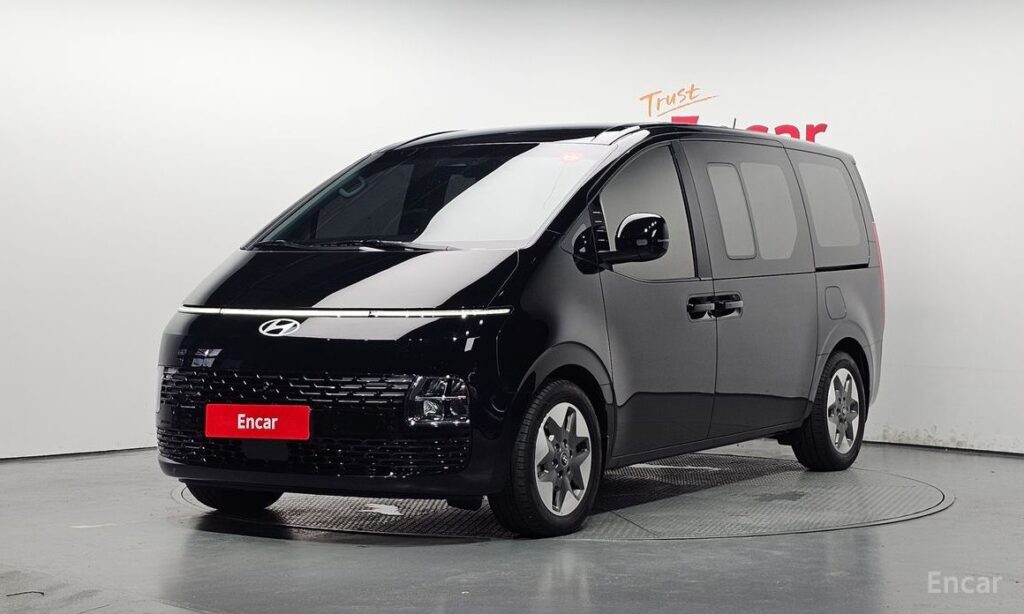 Hyundai Staria 2025