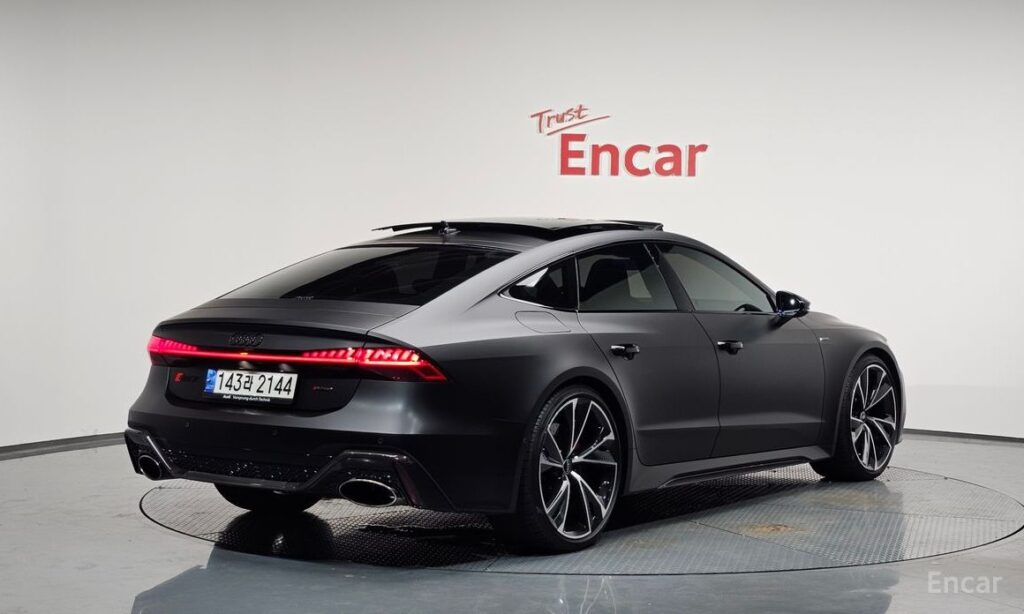 Audi RS7 2021