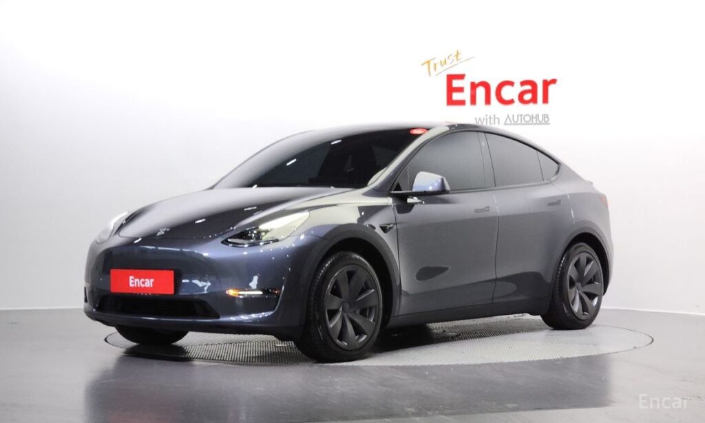 Tesla Model Y 2021