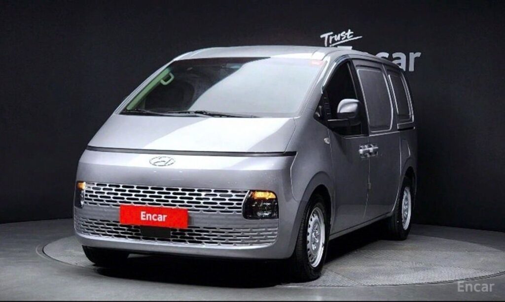 Hyundai Staria 2022