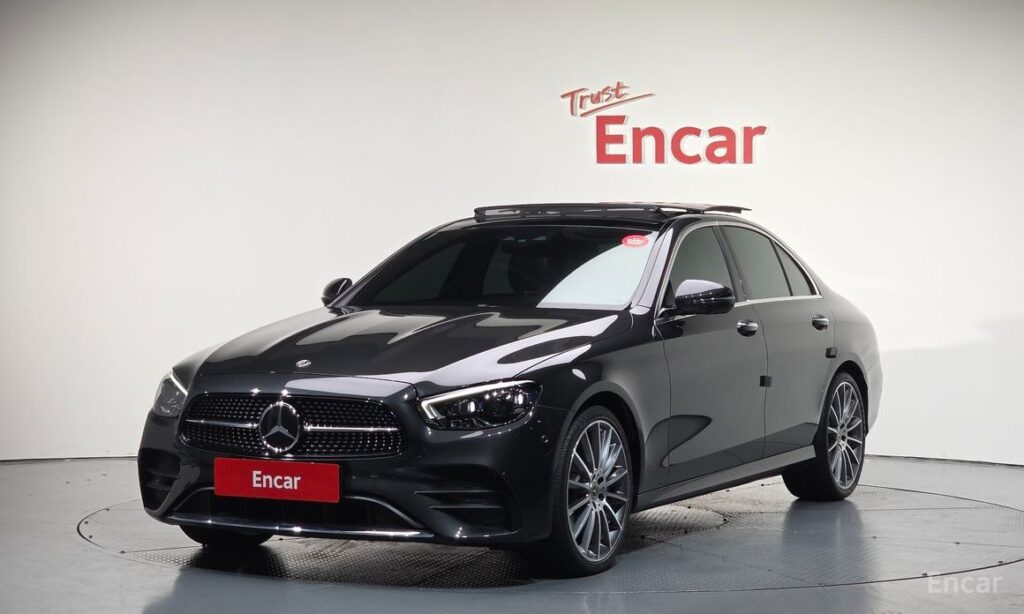 Mercedes-Benz E-Class 2021