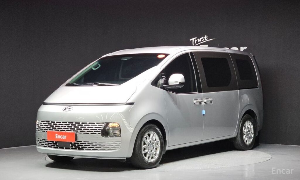 Hyundai Staria 2023