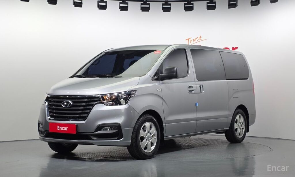 Hyundai Starex 2021